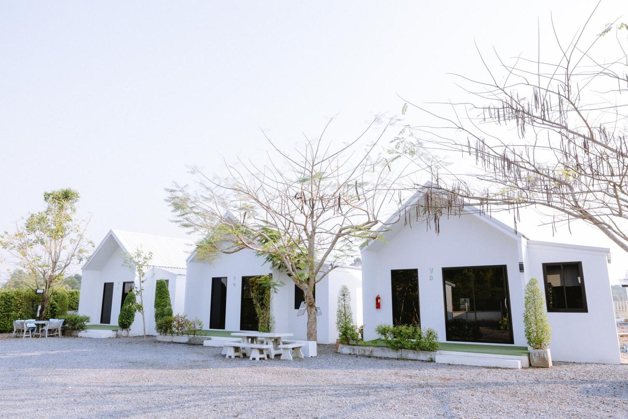 Peeranon Resort Nakhon Nayok Exterior photo